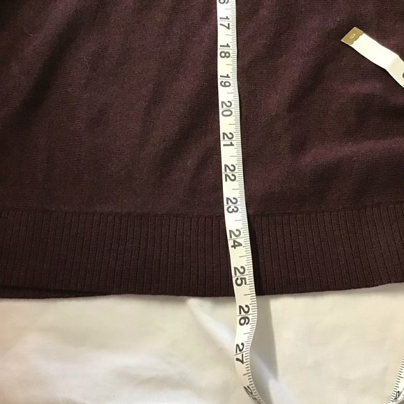 Ann Taylor box shape  loose fit sweater - Picture 6 of 6